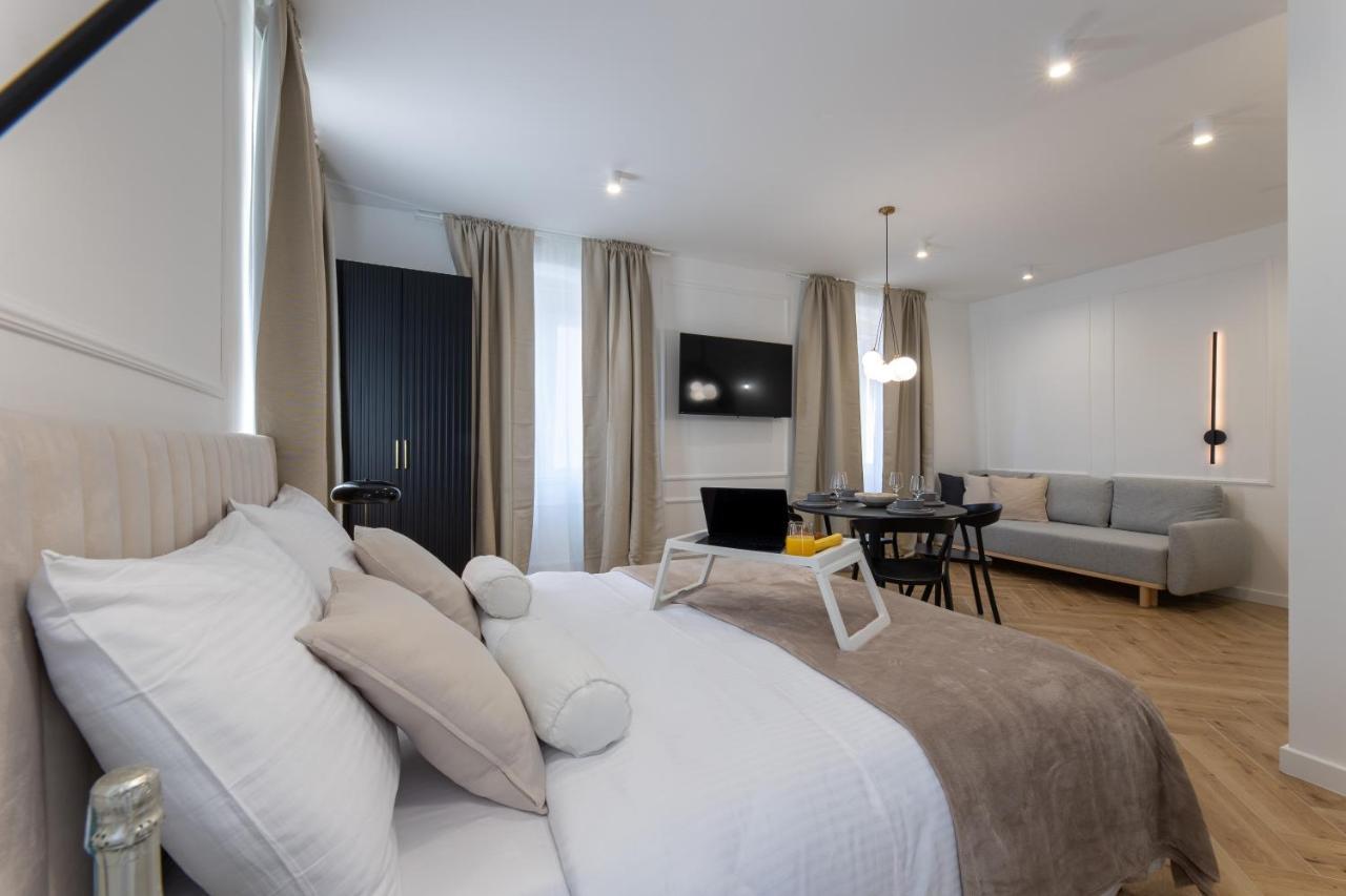 Palace Luxury Suites Спліт Екстер'єр фото